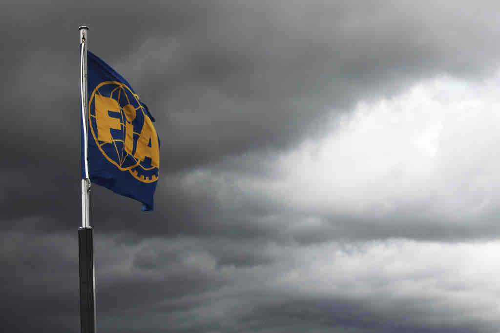La FIA clarifie la situation