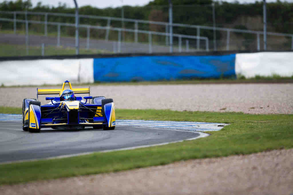 Buemi en tête lors de la journée 1 des essais de Donington.
