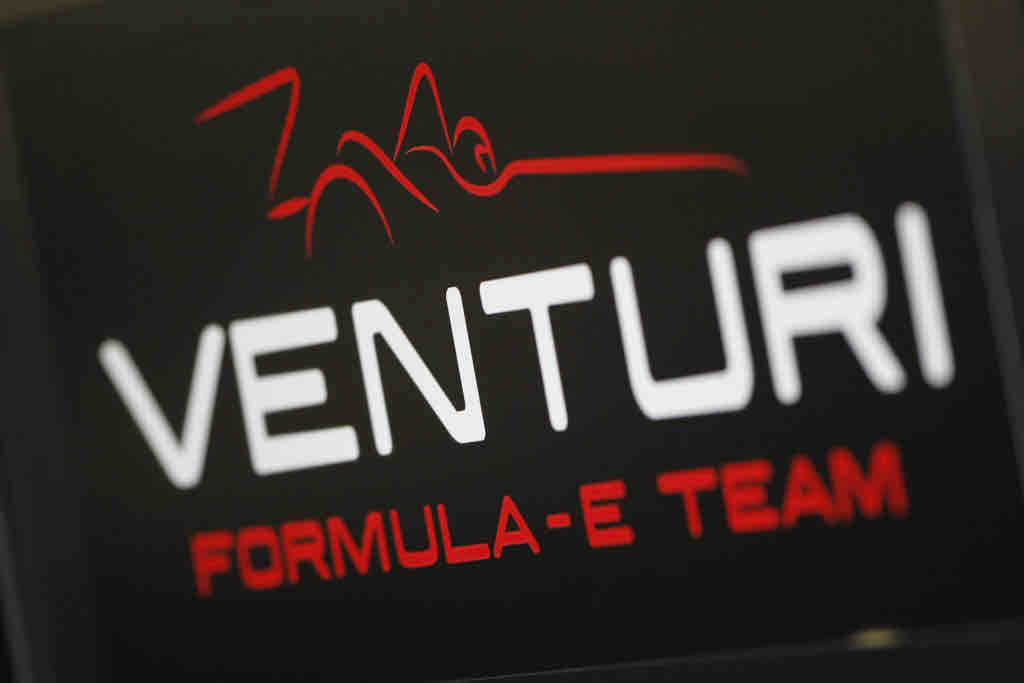 Villeneuve en test avec Venturi.