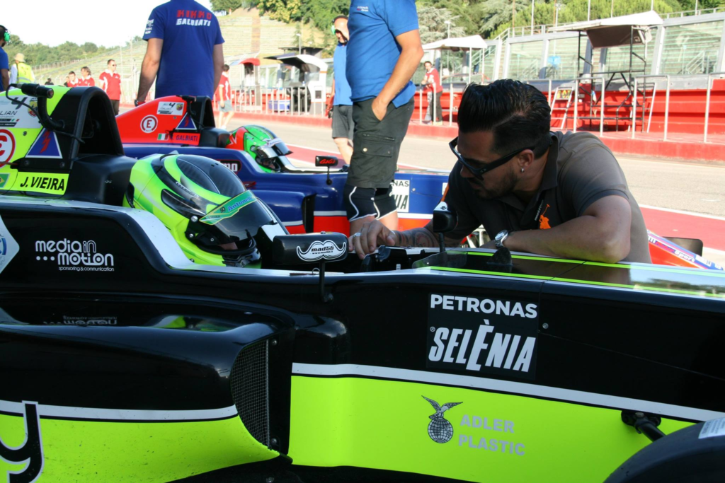 Interview de Giovanni Minardi, directeur sportif Antonelli Motorsport en F4 et manager