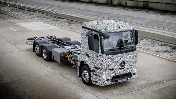 mercedes-urban-etruck