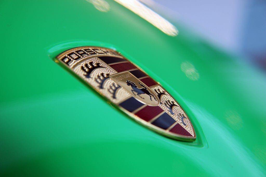 Formule E, Porsche pointe son nez