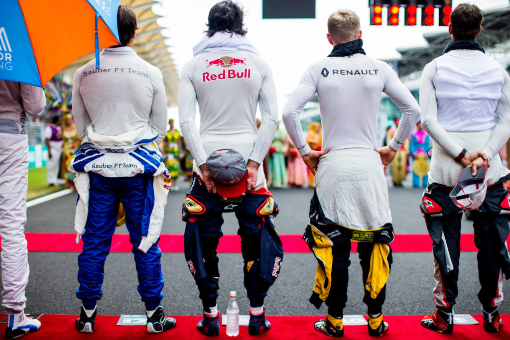La saison 2017 de F1 et son attente...