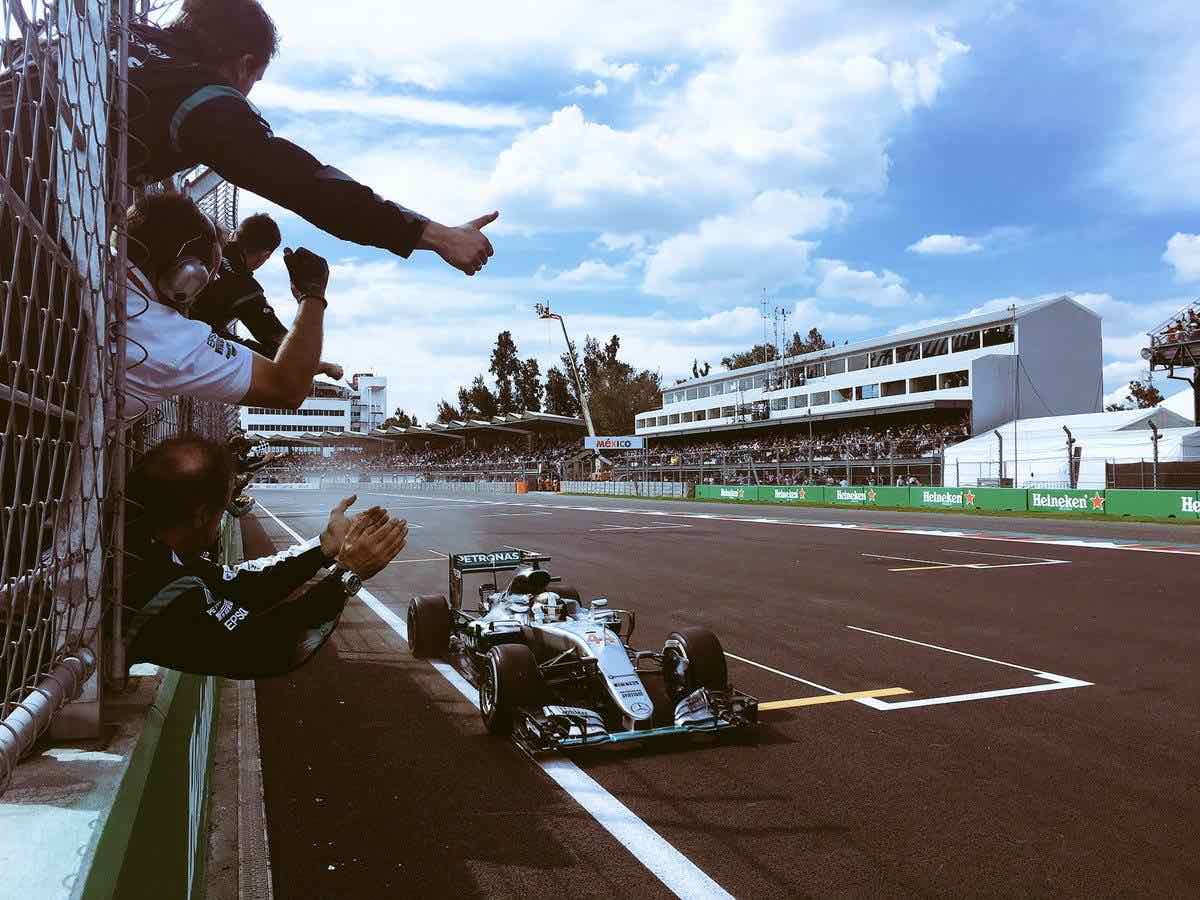 © Mercedes - Hamilton Mexique 2016