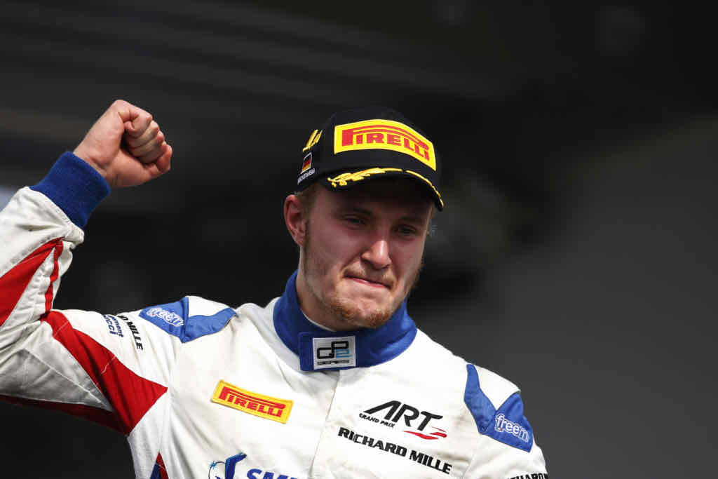 GP2, cinq hommes s'affrontent un titre aux multiples enjeux