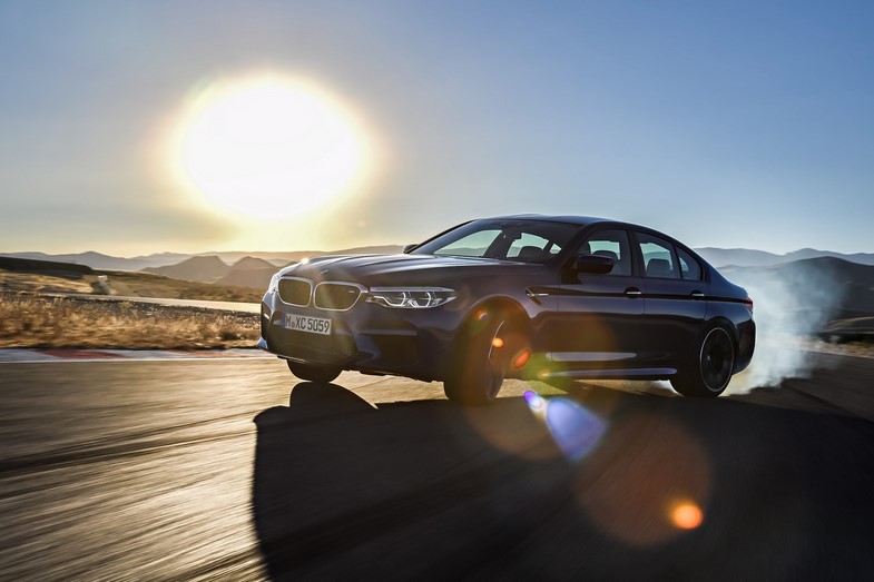 © BMW M5