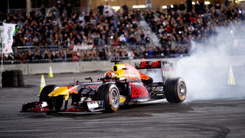 Max Verstappen SEMA