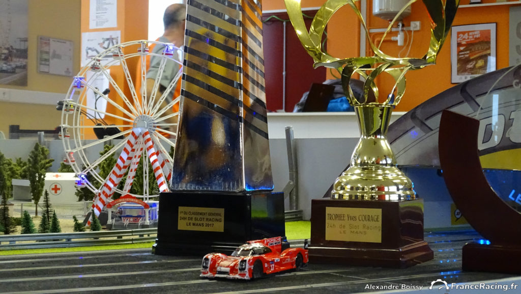 24 Heures Slot Racing du Mans : La Porsche 919 du team NORMANS remporte la course