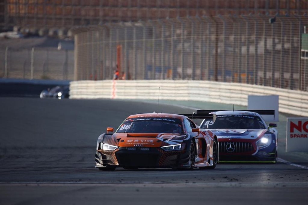 24h de Dubaï : le point à mi-course !