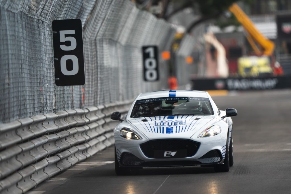 Aston Martin a dévoilé la Rapide E à Monaco