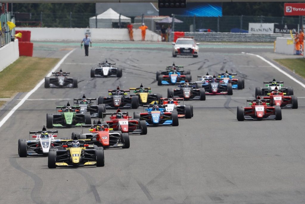Piastri et Lorenzo s'imposent en Formule Renault Eurocup à Spa-Francorchamps