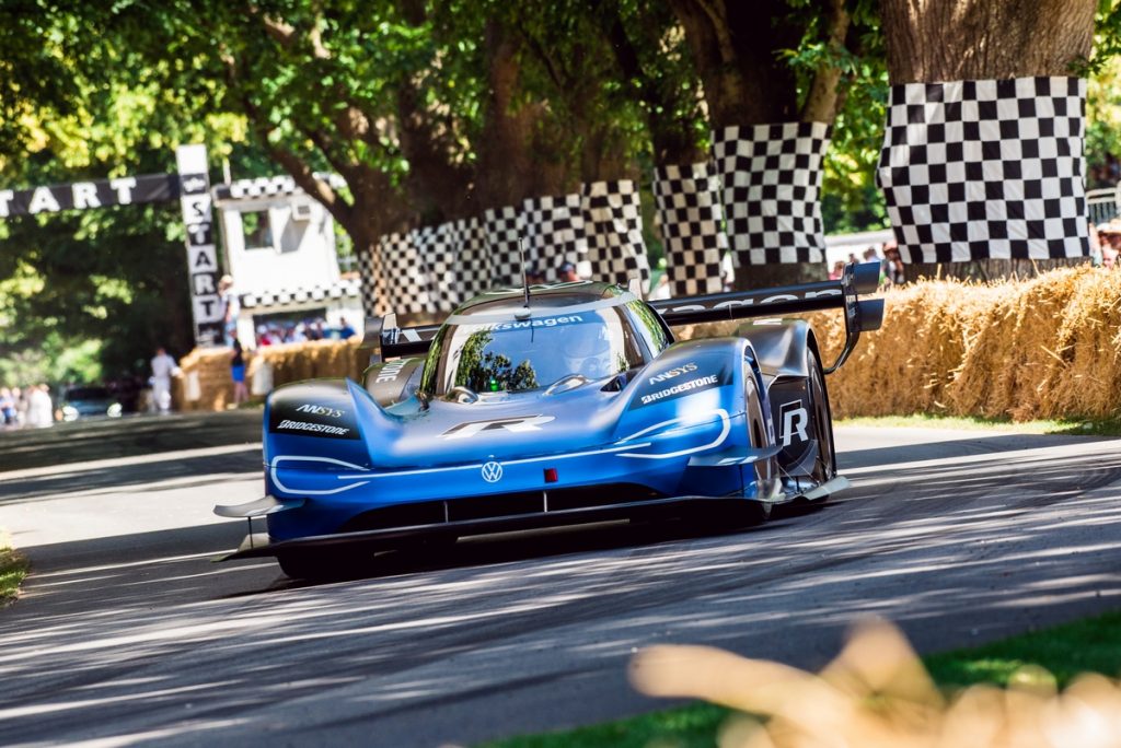 Romain Dumas améliore son record à Goodwood