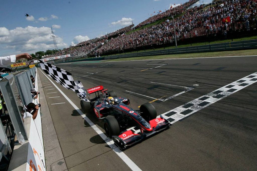 La F1 fête les dix ans de son système hybride