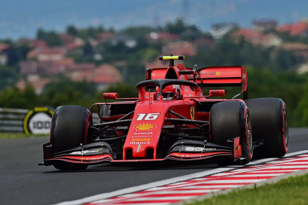Ferrari ne stoppe pas encore le développement de la SF90
