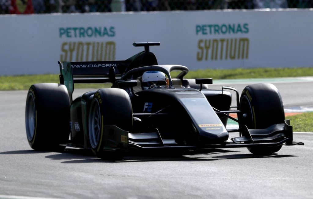 Jean Alesi a testé les Pirelli 18" sur une F2 à Monza