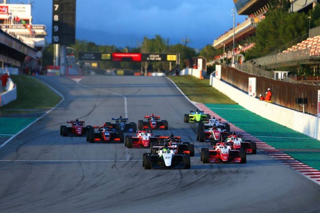 Vesti et Schumacher, vainqueurs à Barcelone en Formula Regional European