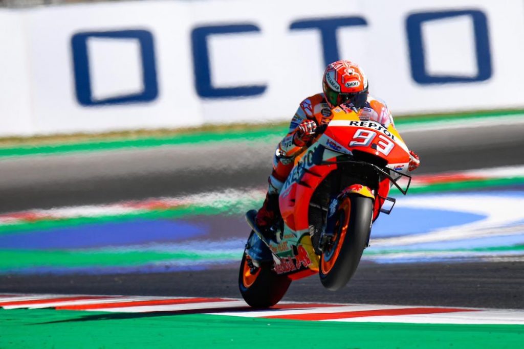 Marc Márquez s'impose devant Fabio Quartararo à Misano