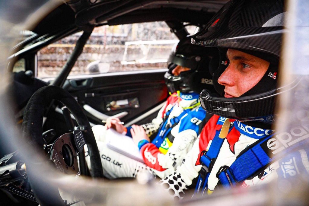 Rallye du Var : Adrien Fourmaux sur une Citroën C3 R5 !