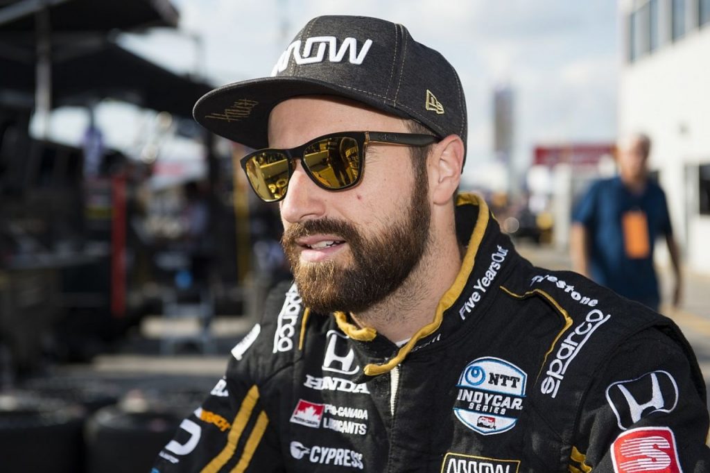 Hinchcliffe choqué, espère retrouver un volant à temps plein