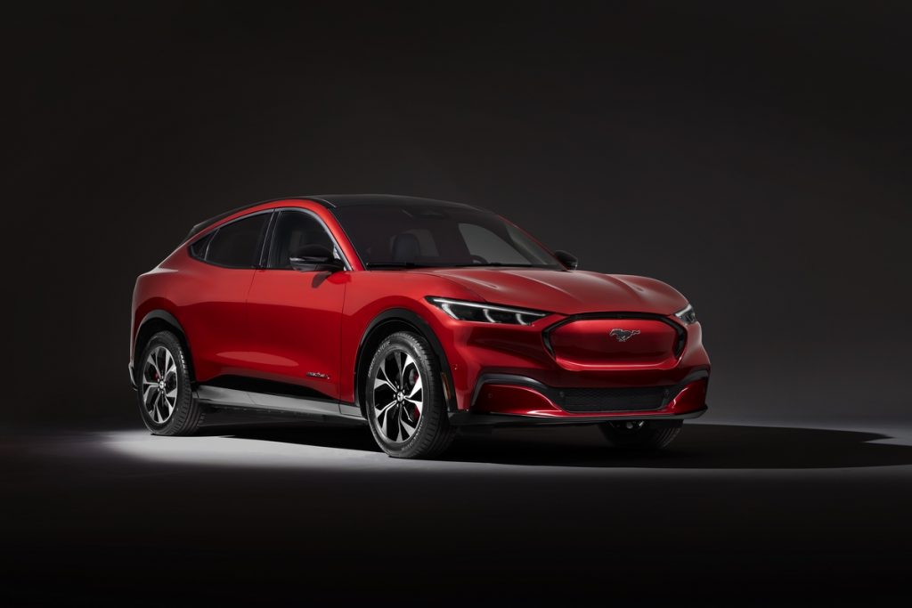 Ford Mustang Mach-E, 100% électrique, puissante et racée