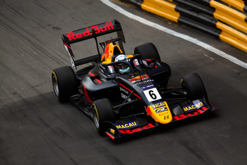 Jüri Vips remporte la course qualificative du Grand Prix de Macao