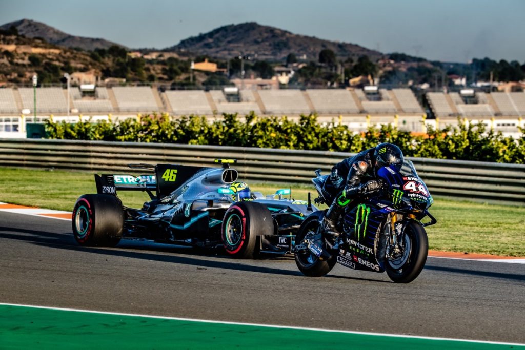L'échange de montures entre Hamilton et Rossi à Valence