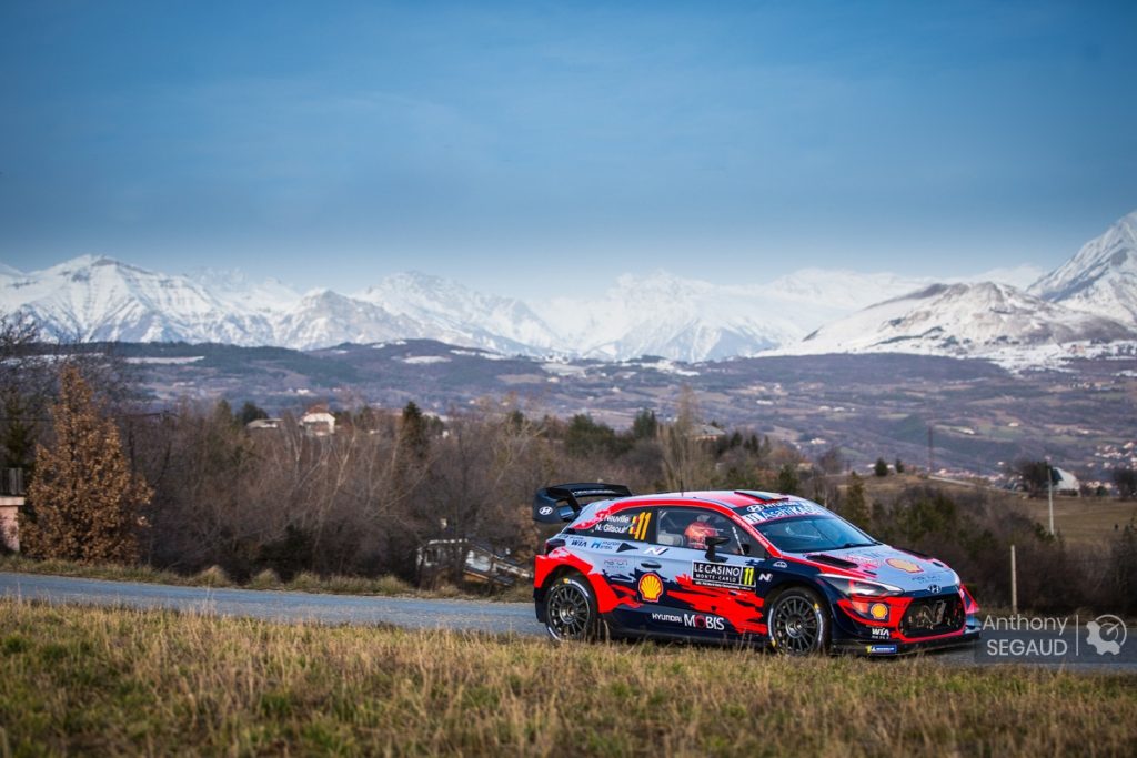 Monte-Carlo 2020, Jour 1 : Neuville solide leader