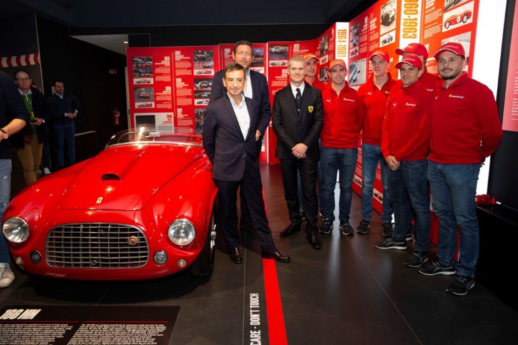Ferrari inaugure son exposition consacrée aux 24 Heures du Mans à Maranello