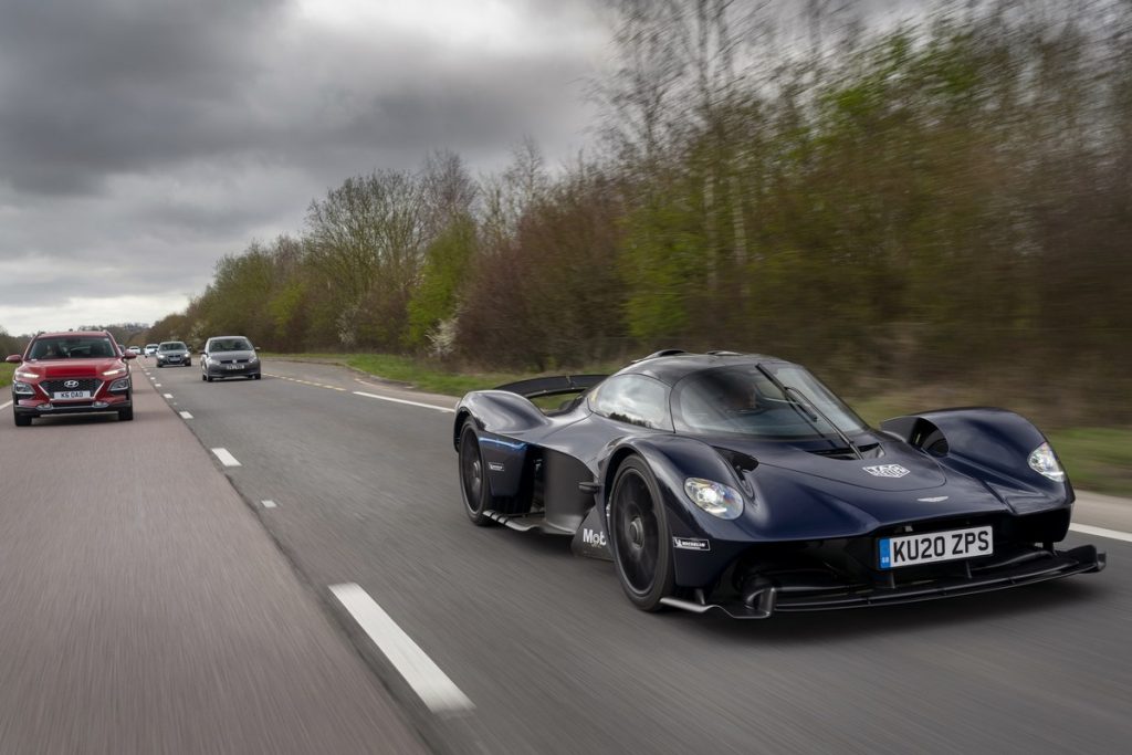 L'Aston Martin Valkyrie s'offre une sortie publique