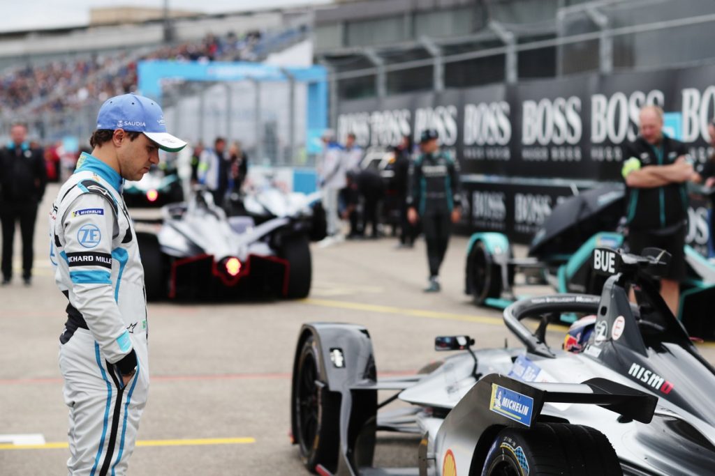 La Formule E suspend ses courses jusqu'à fin juin