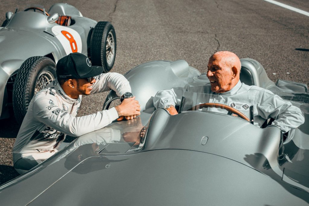 Lewis Hamilton rend hommage à Sir Stirling Moss