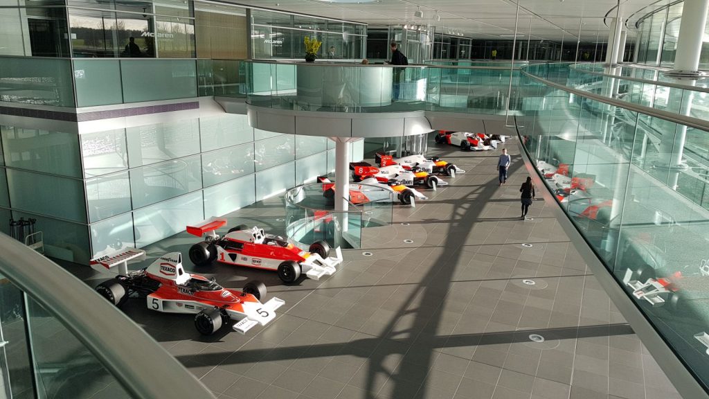 McLaren envisage d'hypothéquer sa collection de F1 pour lever des fonds