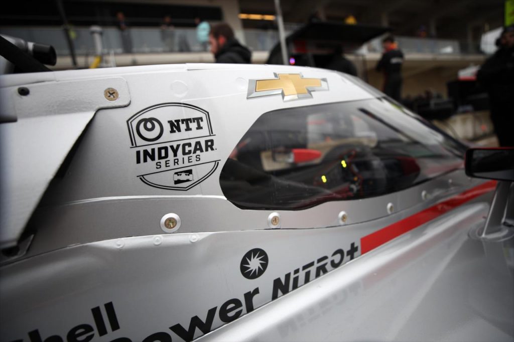 Les équipes IndyCar retournent dans leurs ateliers