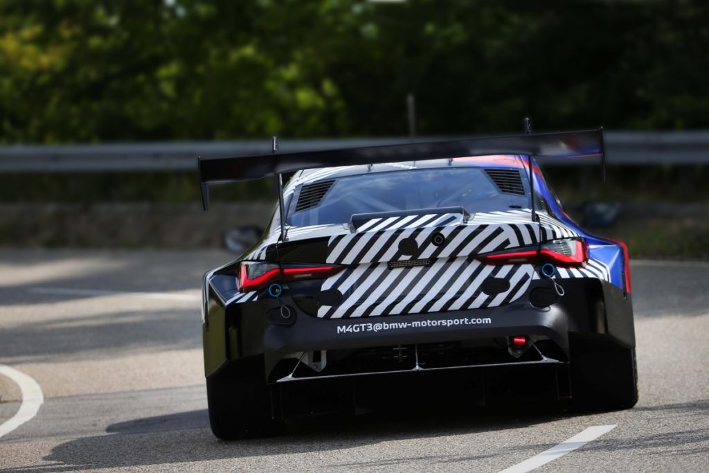 La BMW M4 GT3 débute ses premiers essais en piste
