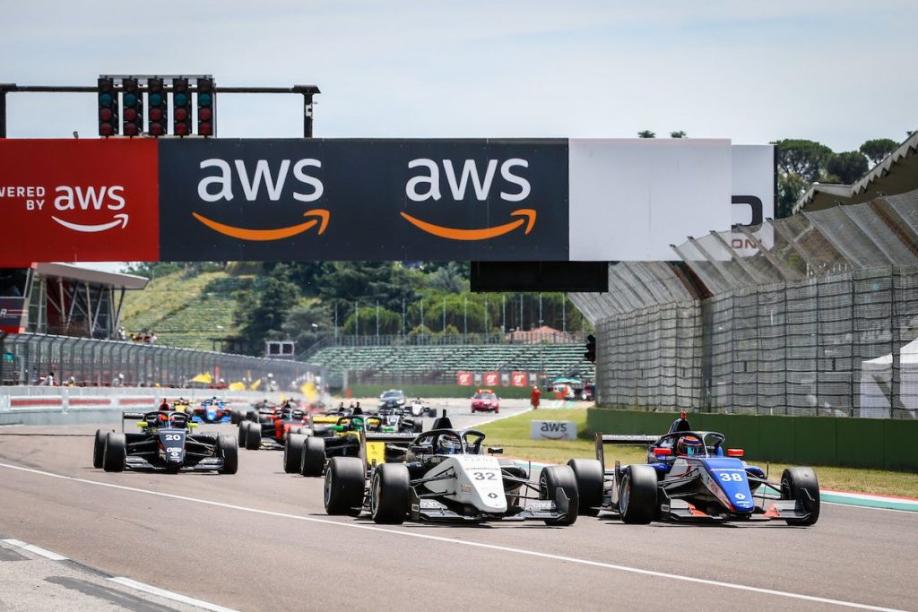 Doublé JD Motorsport en Formule Renault Eurocup à Imola