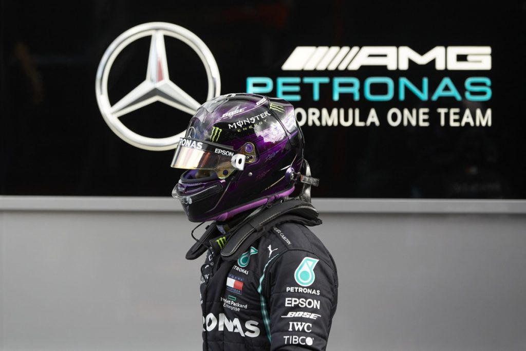 Lewis Hamilton, finalement pénalisé de 3 places