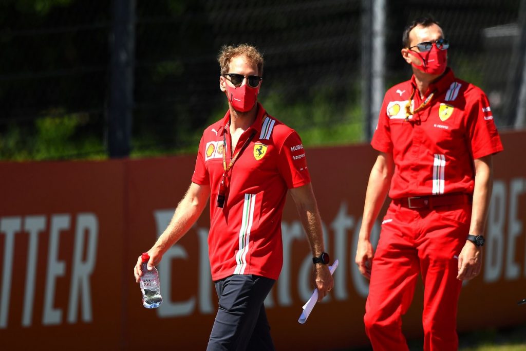 Sebastian Vettel n'écarte pas Mercedes pour 2021