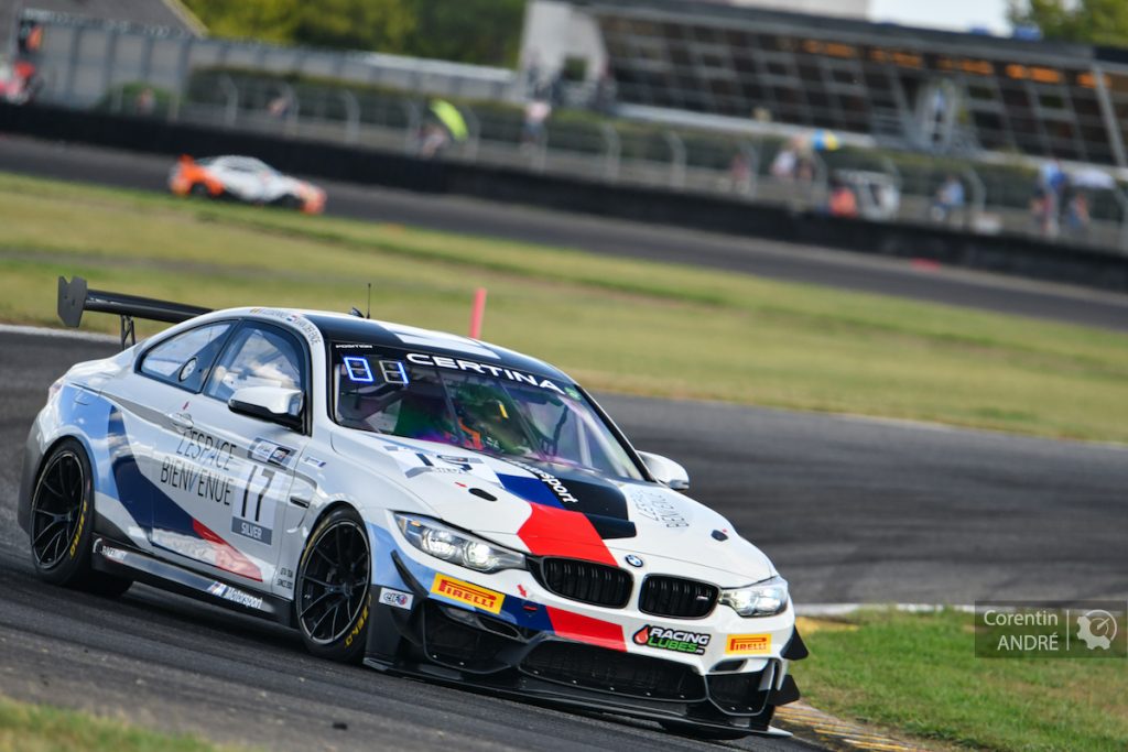 FFSA GT Nogaro, Course 1 : la BMW L'Espace Bienvenue survole les débats