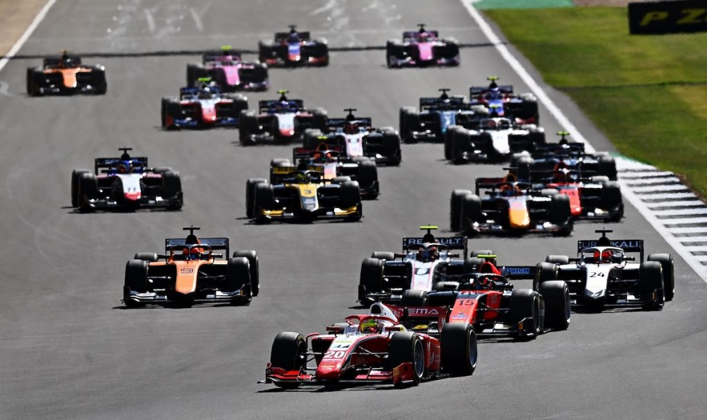 Nikita Mazepin et Dan Ticktum vainqueurs FIA F2 à Silverstone