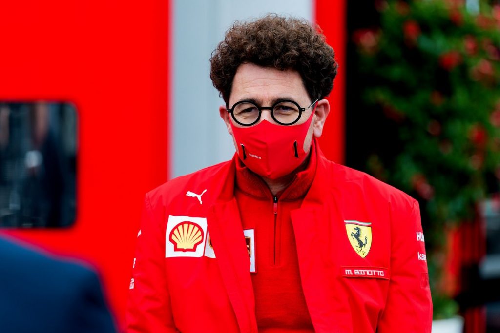 Mattia Binotto : "je ne veux pas parler de crise encore"