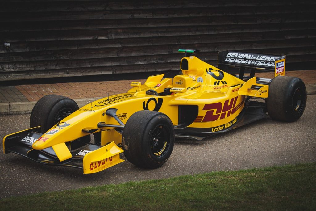 La Jordan EJ12 de 2002 pilotée par Takuma Sato est à vendre