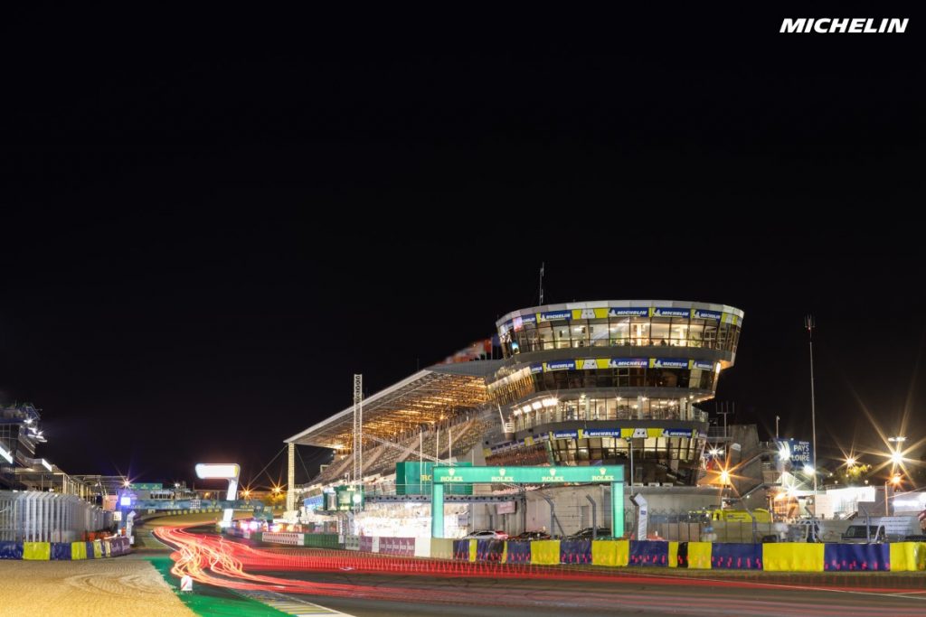 24H du Mans, H+7 : à la tombée de la nuit, tout s'emballe
