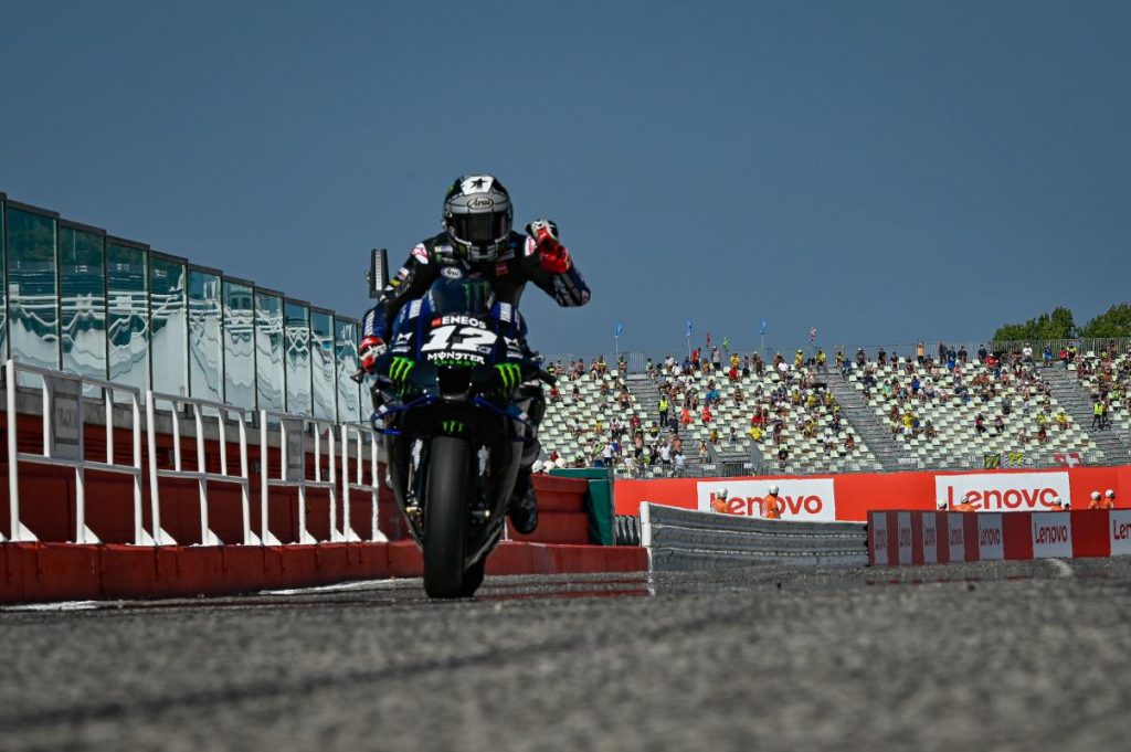Maverick Viñales prend la pole position à Saint-Marin