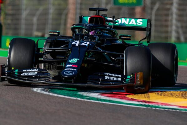 Grand Prix d'Émilie-Romagne, EL : Hamilton dompte Imola