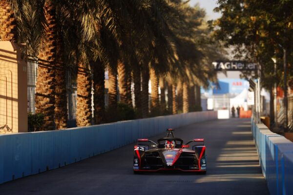 La Formule E aura sa course nocturne à Diriyah dès 2021
