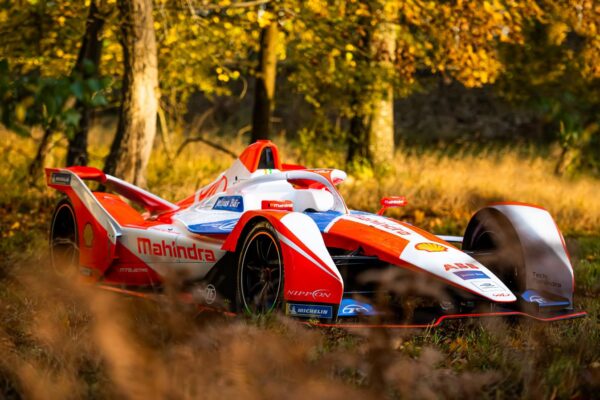 Mahindra dévoile ses pilotes et sa nouvelle livrée 2021