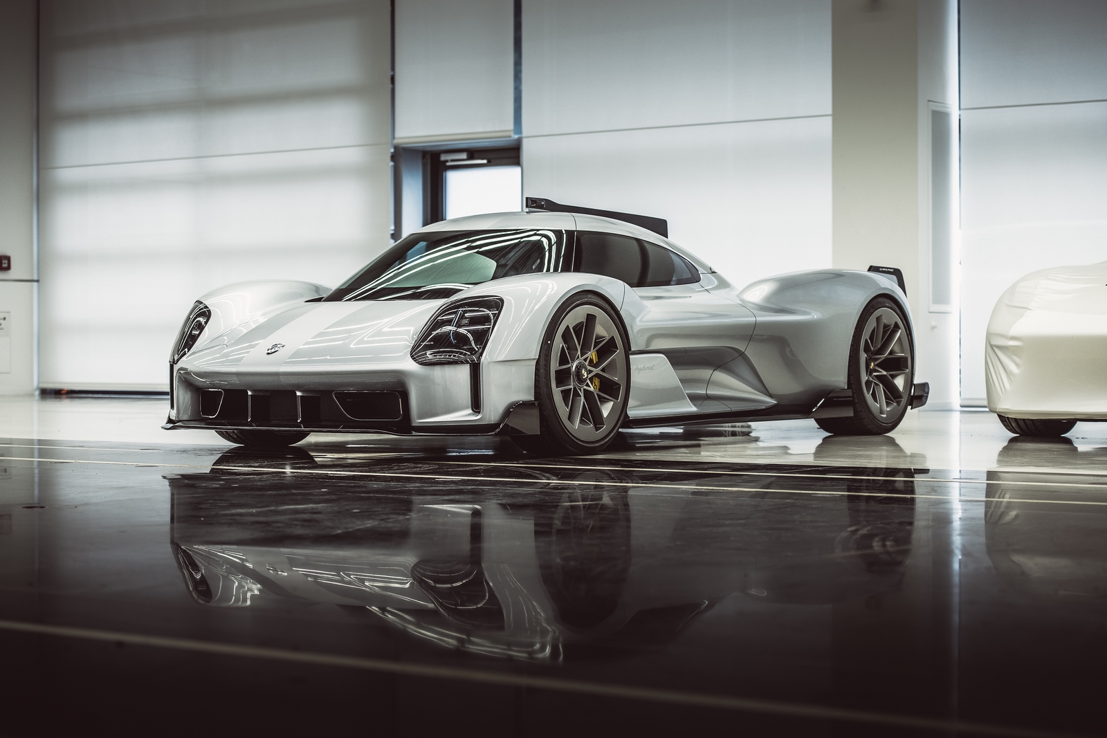"Porsche Unseen", un ouvrage dévoile des concepts secrets