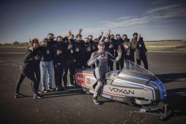 Voxan et Biaggi décrochent 11 records à moto électrique