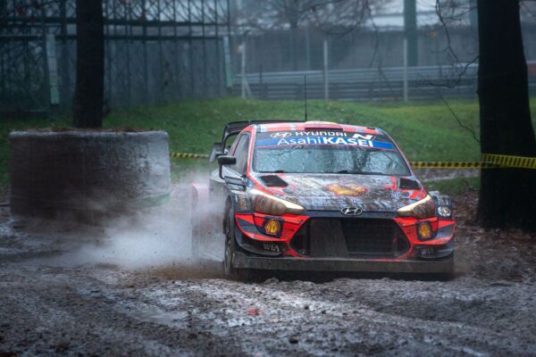 Rally Monza : pénalités pour Sordo et Lappi, classement resserré