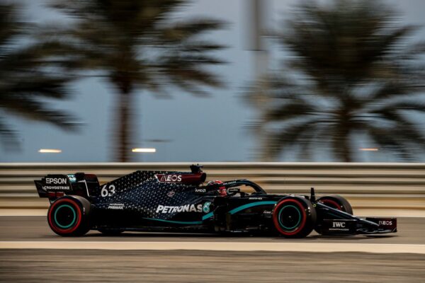 Grand Prix de Sakhir, EL1 : Russell débute en fanfare